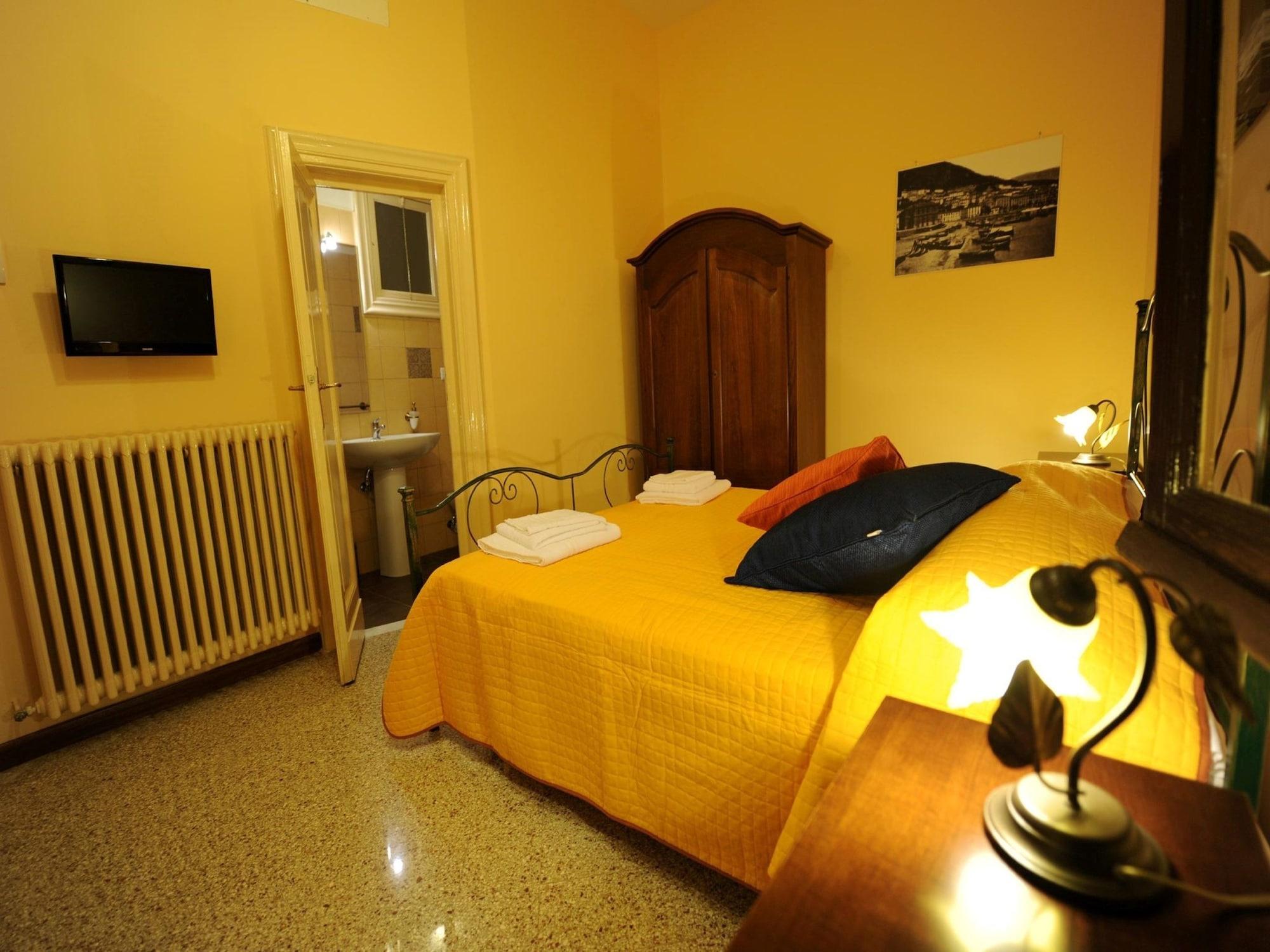 Barone Bed And Breakfast Salerno Exterior photo