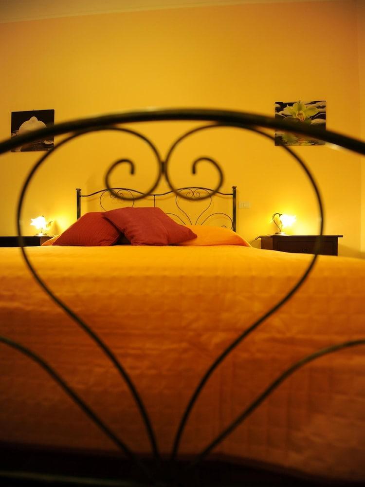 Barone Bed And Breakfast Salerno Exterior photo