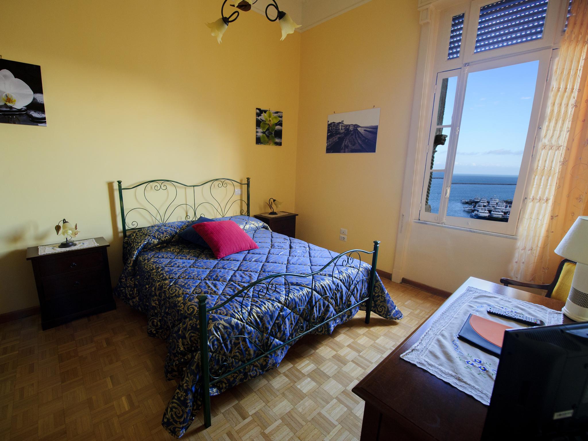 Barone Bed And Breakfast Salerno Exterior photo